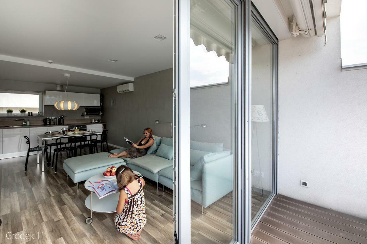 Apartment Sloneczny Grodek 11 กรูเดก นาด ดูไนต์เซม ภายนอก รูปภาพ